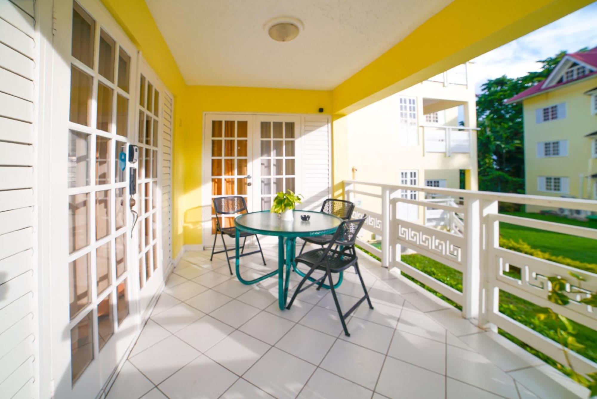 Appartamento Simply Mystical Ocho Rios Esterno foto